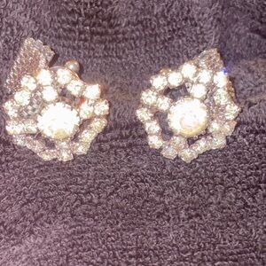 Vintage “Gatsby” era silver-tone cufflinks  with an ornate, cluster-set design.